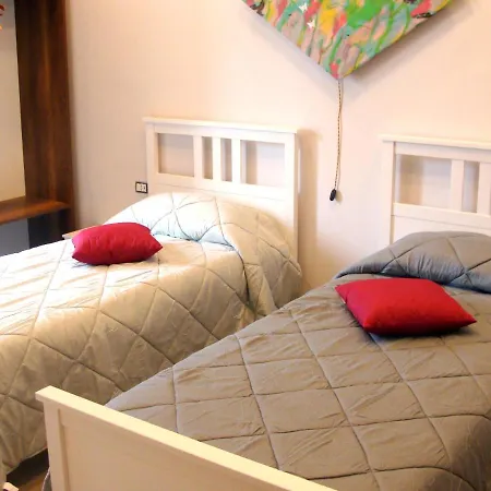Guest house Le Stanze Di Archimede Naples